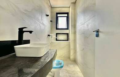 Imagem 14: Cobertura à Venda no bairro Itapoã, 4 Quartos sendo 2 Suítes, 2 Vagas...