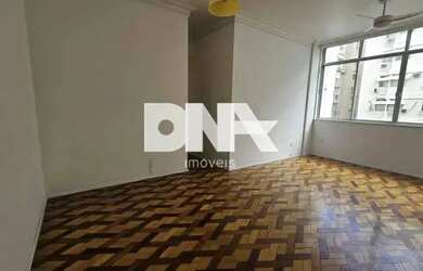 Imagem: O apartamento possui 3 Dormitórios, 4 Banheiros, 1 Vaga na