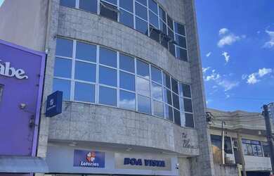 Imagem: O apartamento possui 1 Dormitório, 1 Banheiro, 40m² de Área