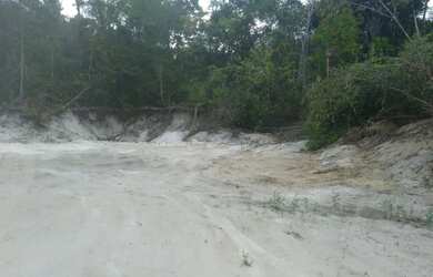 Imagem: O terreno possui 85.000m² de Área e está localizado em Cidade