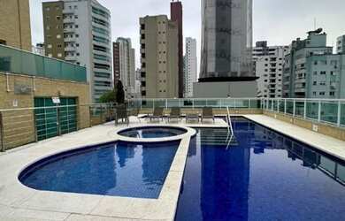 Imagem: O apartamento possui 3 Dormitórios, 4 Banheiros, 3 Vagas na