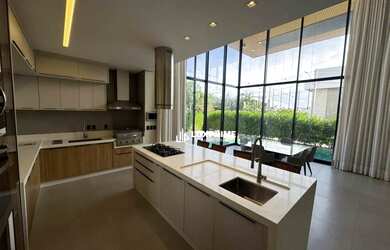 Imagem 6: Casa alto Padrão condomínio fechado com 3 suítes