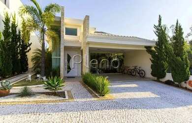 Imagem: A casa em condomínio possui 3 Dormitórios, 2 Banheiros, 4