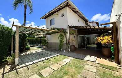 Imagem: A casa em condomínio possui 3 Dormitórios, 3 Banheiros, 2