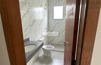 Imagem 14: Casa residencial disponível para venda no bairro Novo Mundo em Uberlândia-MG