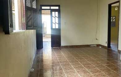 Imagem: A casa possui 4 Dormitórios, 4 Banheiros, 3 Vagas na garagem