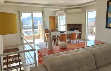 Imagem: O apartamento possui 3 Dormitórios, 3 Banheiros, 2 Vagas na