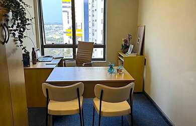 Imagem: O depósito possui 1 Vaga na garagem, 42m² de Área e está