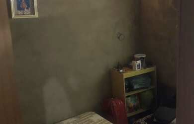 Imagem 9: Vende-se imóvel. 1 lote com 2 casas, uma maior na frente e uma menor...