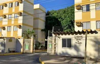 Imagem: O apartamento possui 3 Dormitórios, 1 Banheiro, 1 Vaga na garagem