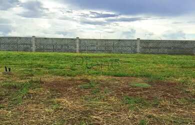 Imagem: O terreno possui 312m² de Área e está localizado em Betel