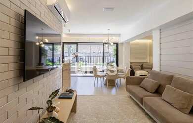 Imagem: O apartamento possui 3 Dormitórios, 4 Banheiros, 2 Vagas na