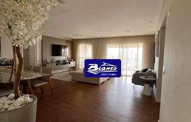 Imagem: O apartamento possui 3 Dormitórios, 4 Banheiros, 3 Vagas na