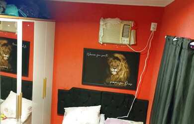 Imagem: A casa possui 2 Dormitórios, 1 Banheiro e está localizado