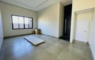 Imagem 6: Linda casa térrea de alto padrão no condomínio Portal do Sol Green