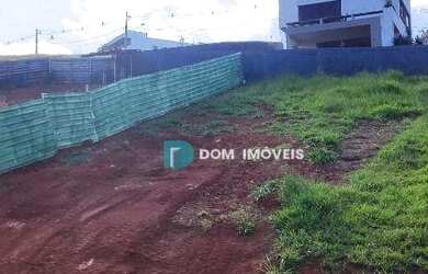 Imagem: O terreno possui 486m² de Área e está localizado em Centro