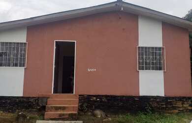 Imagem: A casa possui 2 Dormitórios, 1 Banheiro, 72m² de Área e