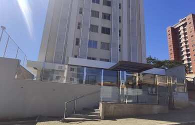 Imagem: O apartamento possui 3 Dormitórios, 2 Banheiros, 2 Vagas na