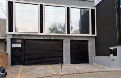 Imagem: O depósito possui 2 Vagas na garagem, 90m² de Área e está