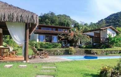 Imagem 2: Casa em condominio com vista espetacular , piscina jardim espaçoso e área gourmet