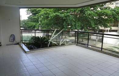 Imagem: O apartamento possui 2 Dormitórios, 2 Banheiros, 2 Vagas na