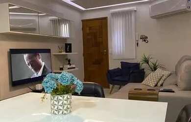 Imagem: A casa possui 2 Dormitórios, 2 Banheiros, 115m² de Área e