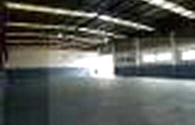 Imagem: O depósito possui 5 Vagas na garagem, 880m² de Área e está