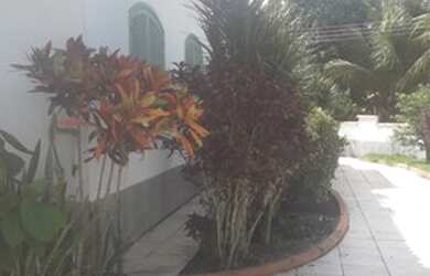 Imagem 2: JCI - ABAIXOU Linda Casa 3 suites, piscina frente Lagoa, Condominio Elisa,...