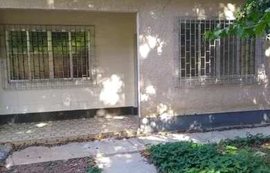 Imagem: A casa possui 2 Dormitórios, 2 Banheiros, 4 Vagas na garagem