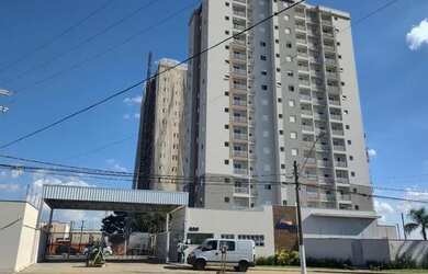 Imagem: O apartamento possui 1 Dormitório, 1 Banheiro, 1 Vaga na garagem