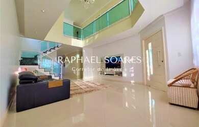 Imagem: A casa possui 4 Dormitórios, 4 Banheiros, 2 Vagas na garagem