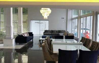 Imagem 14: Mansão Alto Padrão Frente e Vista Mar 6 Suítes par Locação Anual...