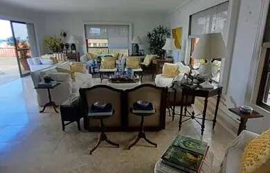 Imagem: O apartamento na cobertura possui 3 Dormitórios, 5 Banheiros