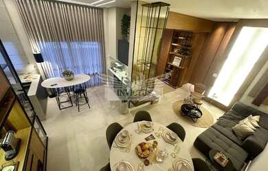 Imagem: O apartamento possui 2 Dormitórios, 1 Banheiro, 2 Vagas na