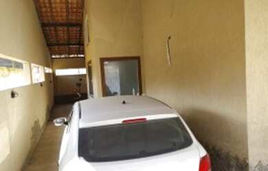 Imagem: A casa possui 2 Dormitórios, 1 Banheiro, 120m² de Área e