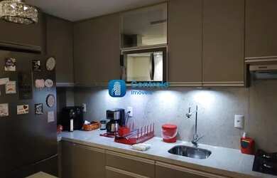 Imagem: O apartamento possui 2 Dormitórios, 2 Banheiros, 1 Vaga na