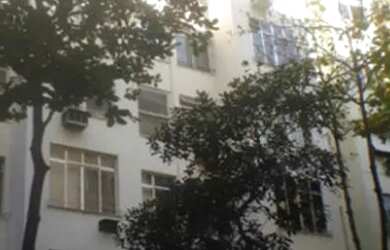 Imagem: O apartamento e possui 3 Dormitórios, Suítes, 2 Banheiros