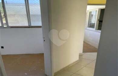 Imagem 5: COBERTURA COM PISCINA NA TIJUCA, EM FRENTE AO COLÉGIO MILITAR, VISTA...