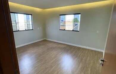 Imagem: A casa em condomínio possui 4 Dormitórios, 2 Banheiros, 400m²