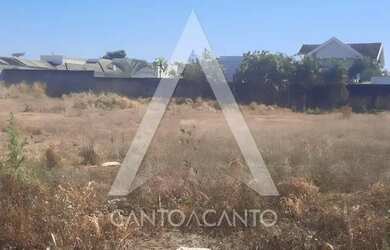 Imagem: O terreno possui 337m² de Área e está localizado em Jardim