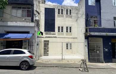 Imagem: O depósito possui 300m² de Área e está localizado em Nazaré