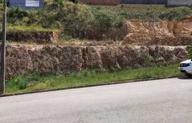 Imagem: O terreno possui 250m² de Área e está localizado em Loteamento