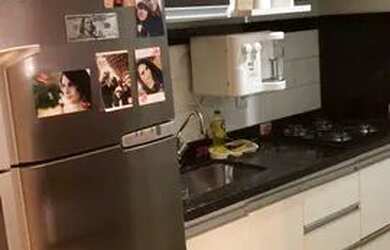 Imagem: O apartamento possui 1 Dormitório, 1 Banheiro, 1 Vaga na garagem