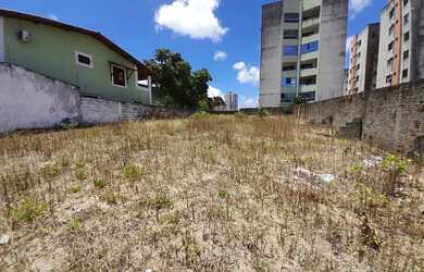 Imagem: O terreno possui 555m² de Área e está localizado em Ponta