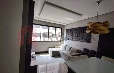 Imagem: O apartamento possui 3 Dormitórios, 1 Banheiro, 1 Vaga na garagem