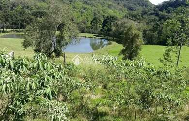 Imagem: O terreno possui 367m² de Área e está localizado em Nova