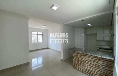 Imagem: O apartamento possui 3 Dormitórios, 2 Banheiros, 2 Vagas na