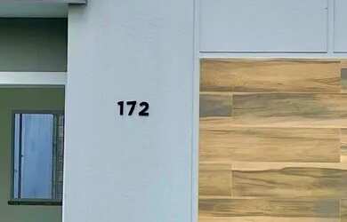 Imagem: A casa em condomínio possui 2 Dormitórios, 1 Banheiro, 2 Vagas