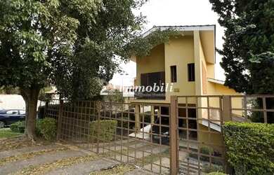 Imagem: A casa em condomínio possui 3 Dormitórios, 5 Banheiros, 4