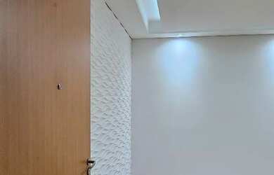 Imagem: O apartamento possui 2 Dormitórios, 1 Banheiro e 1 Vaga na